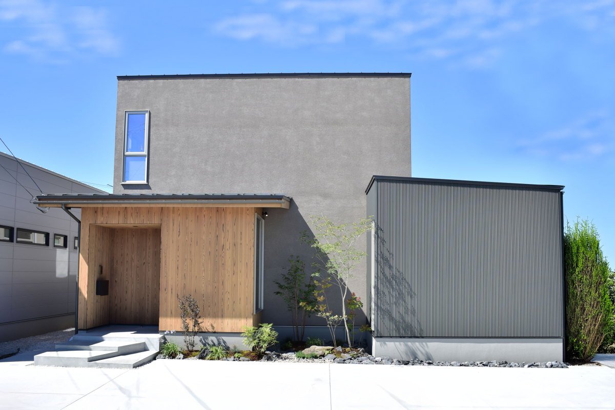 オリバー建築設計｜デザイン住宅｜新築｜富山市-高岡市-射水市-滑川市｜家は、家族との時を刻む場所。お気に入りの空間に、自分らしさをつめこんで、家族と、仲間と、自分の時間もたくさん楽しもう。オリバーは「暮らしを楽しむこと」をコーディネートする富山の会社です。 />
